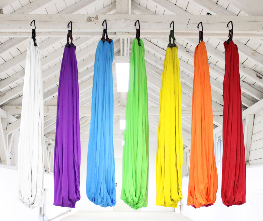 YOGALAXY AERIAL YOGA TUCH SETS HÄNGEND