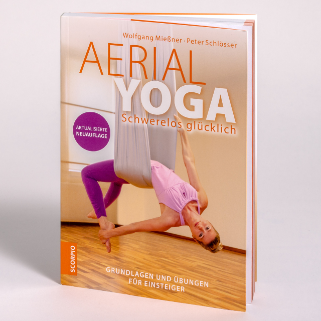 Aerial Yoga Buch Front Skorpio Verlag Yogalaxy 